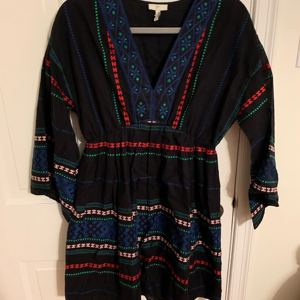 Flattering kaftan dress!